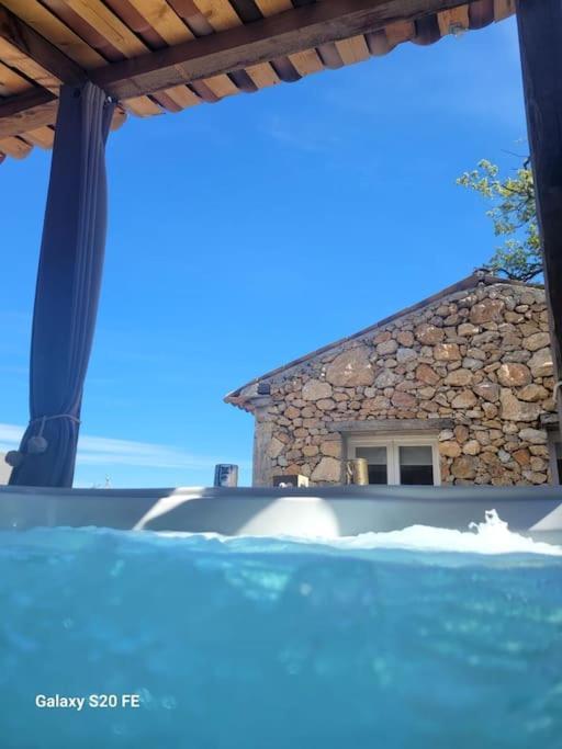 L'antre deux Pierres, spa, détente et romantisme Bouyon Exterior foto